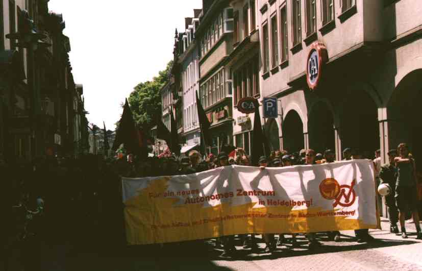 AZ-Demo am 26.05.2001