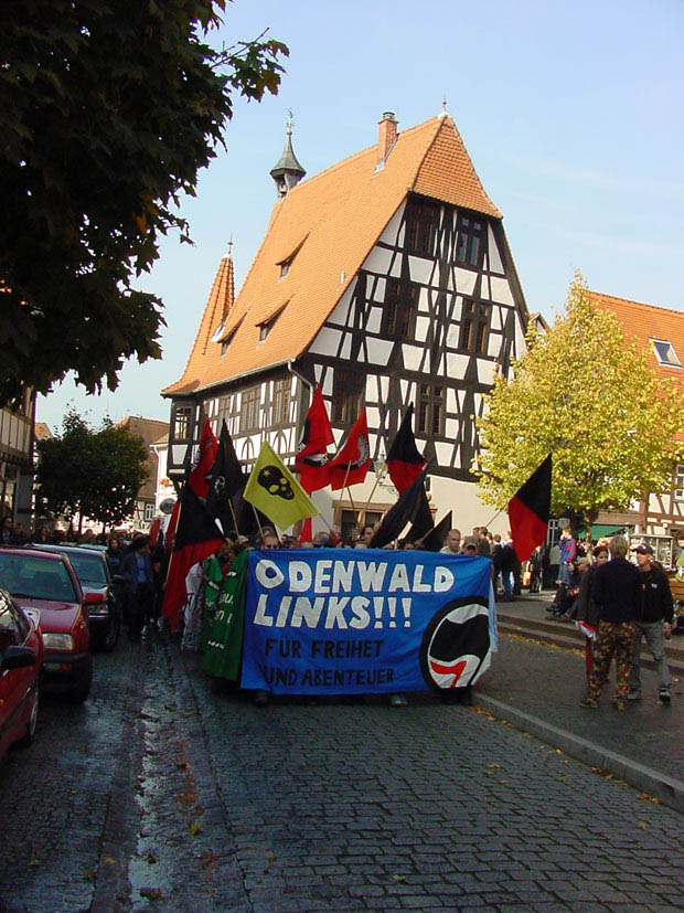 Antifa-Demo in Michelstadt am 20.10.2001