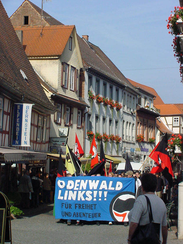 Antifa-Demo in Michelstadt am 20.10.2001