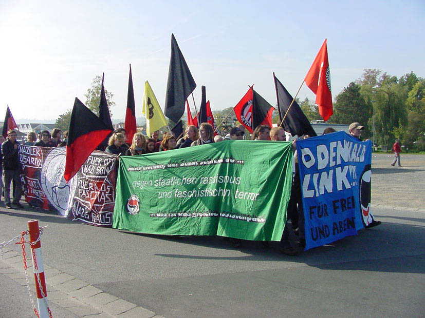 Antifa-Demo in Michelstadt am 20.10.2001