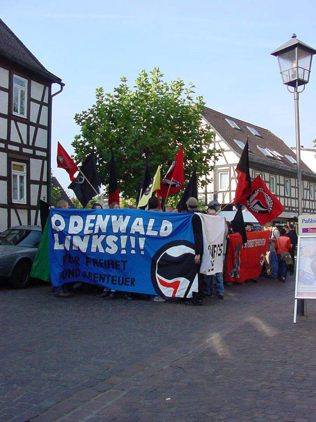 Antifa-Demo in Michelstadt am 20.10.2001