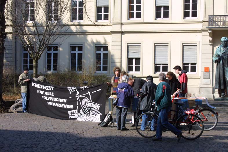 Freiheit fr alle politischen Gefangenen