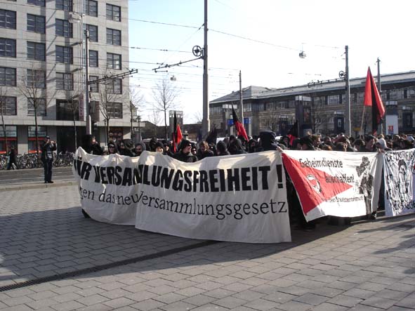 Auftakt am Hauptbahnhof