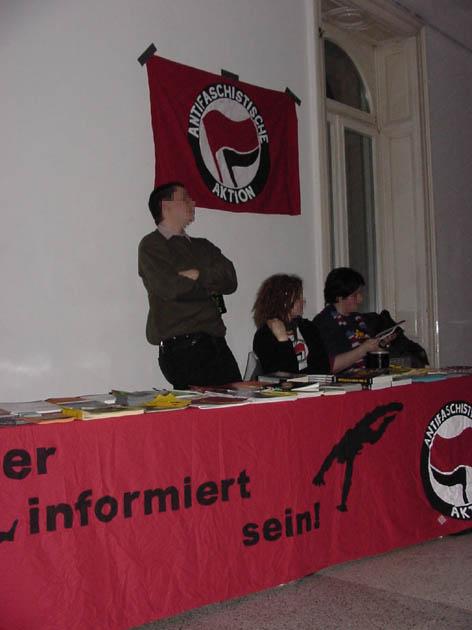 AIHD-Infostand im Saal des dai